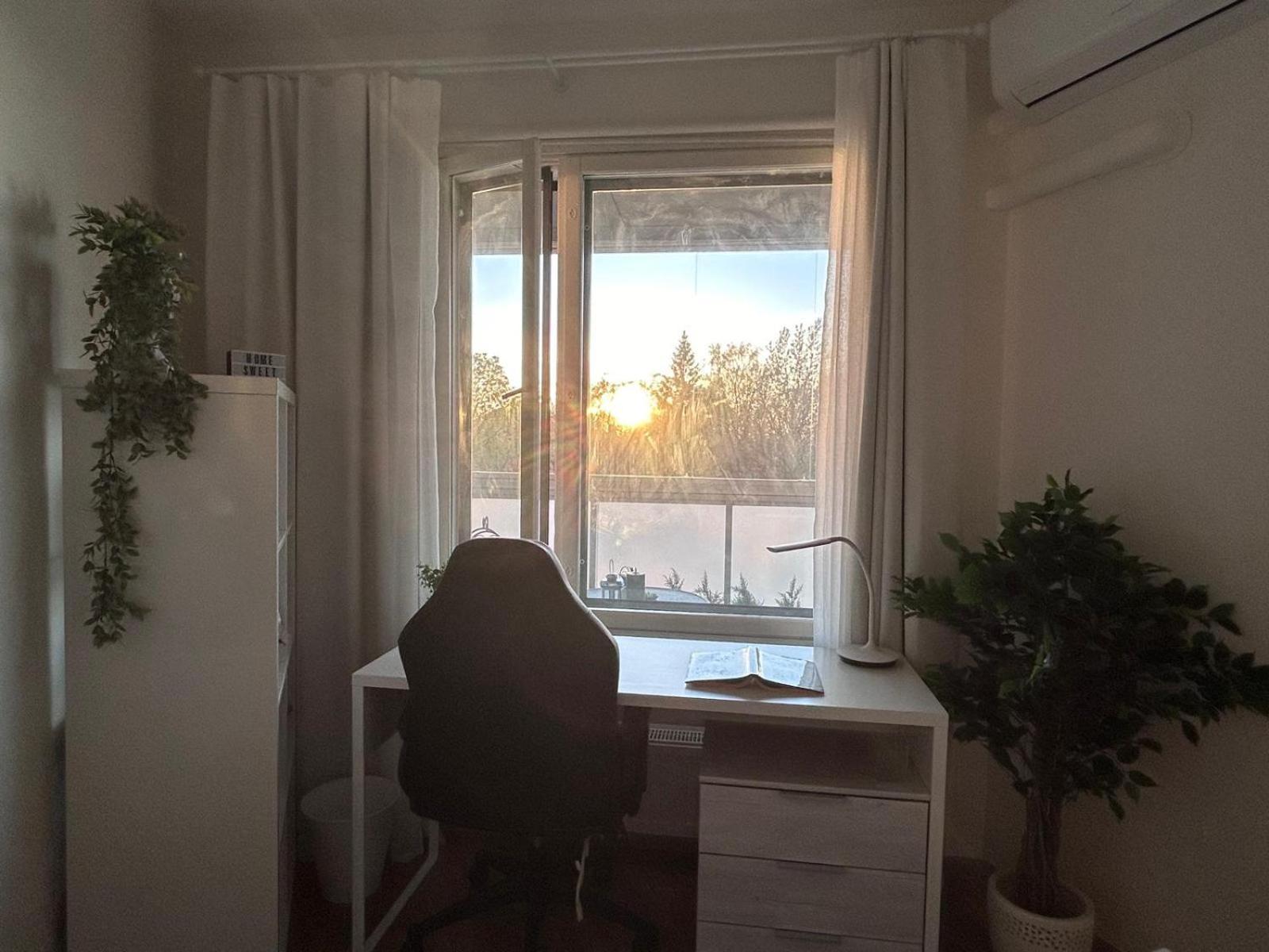 Stella'S Apartment - City Center - Free Secure Parking - Big Sun Terrace - Air Conditioning - Wifi - Tram To The Tallinn Bus Station And Old Town Dış mekan fotoğraf