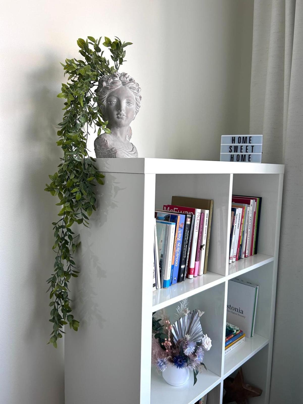 Stella'S Apartment - City Center - Free Secure Parking - Big Sun Terrace - Air Conditioning - Wifi - Tram To The Tallinn Bus Station And Old Town Dış mekan fotoğraf