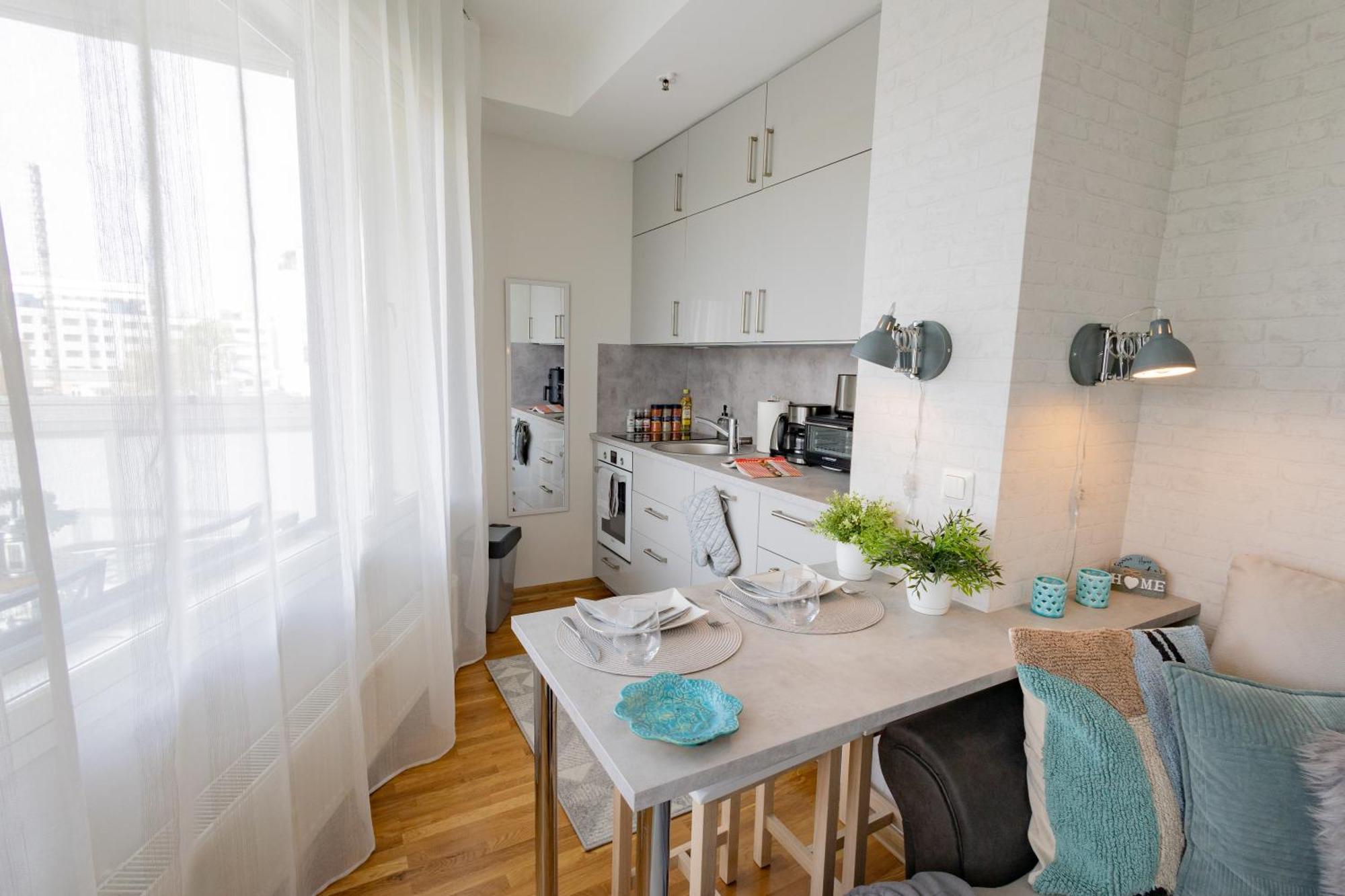 Stella'S Apartment - City Center - Free Secure Parking - Big Sun Terrace - Air Conditioning - Wifi - Tram To The Tallinn Bus Station And Old Town Dış mekan fotoğraf